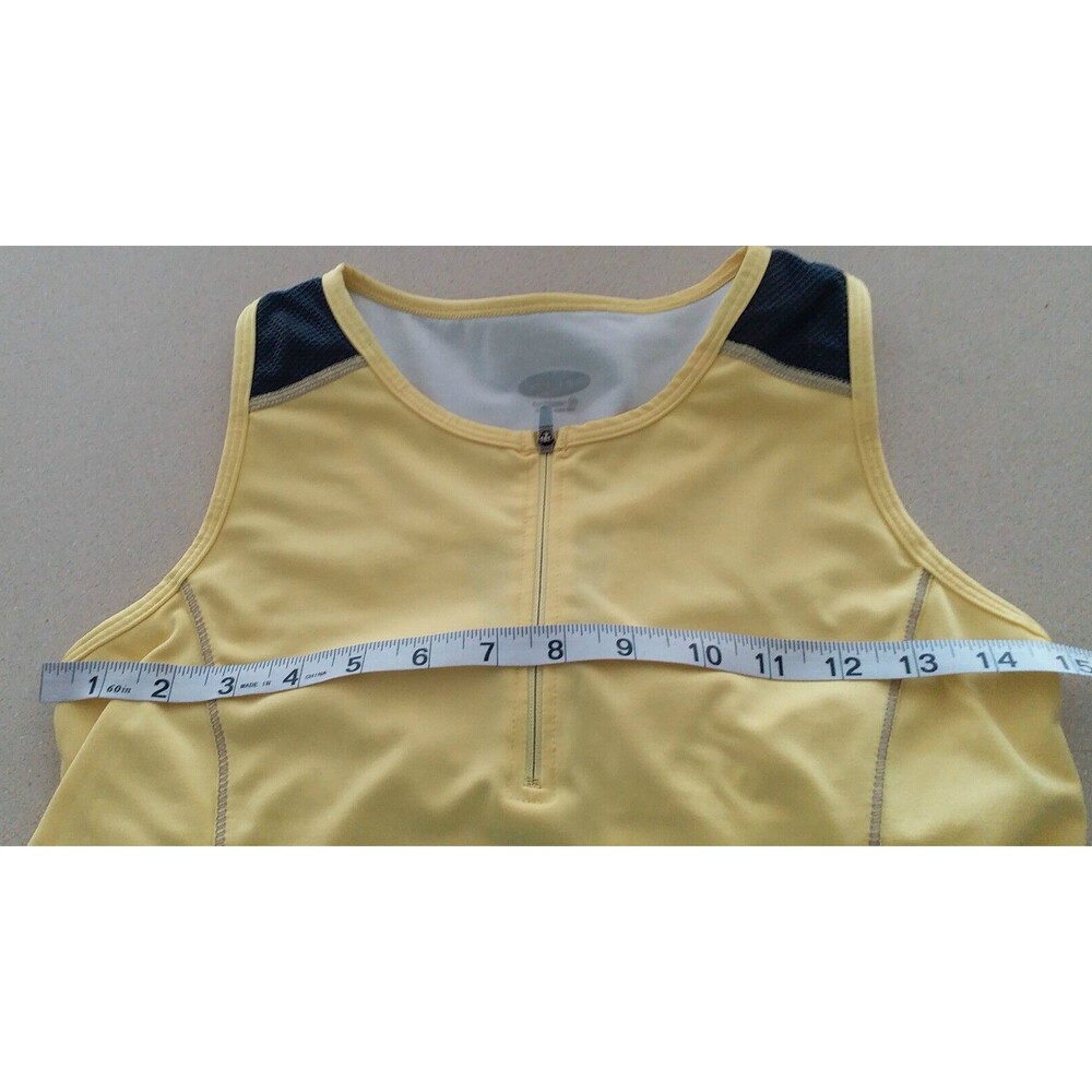 Sporthill Women Athletic Top Sz М Tank Racerback Built-In Bra Workout Training - Picture 8 of 8
